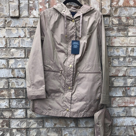 Cole Haan | Packable Hooded Jacket - Picture 4 of 10